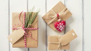 What Are the Top Gifts to Give to Your Lovely Customers?